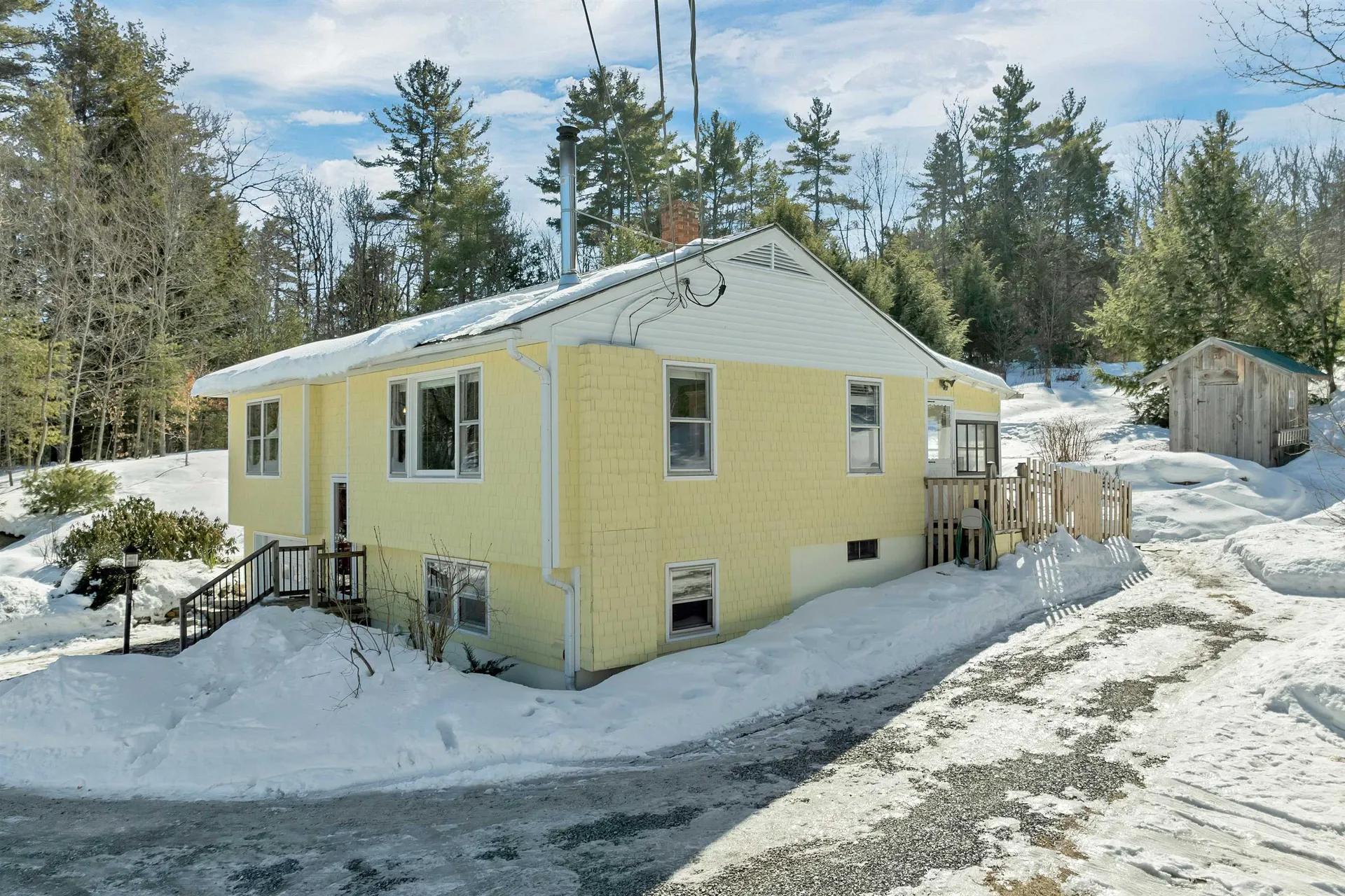 23 Pappas Road Claremont NH 03743