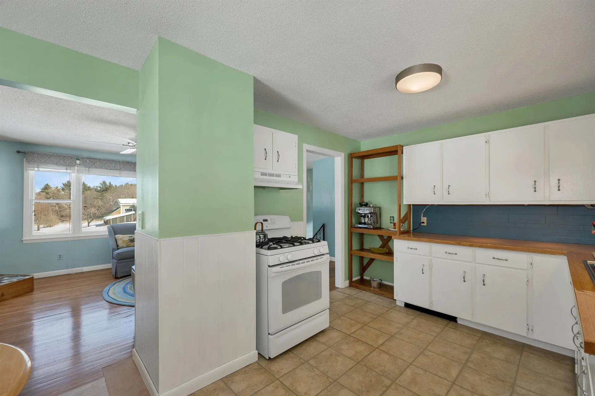 23 Pappas Road Claremont NH 03743