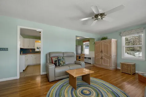 23 Pappas Road Claremont NH 03743