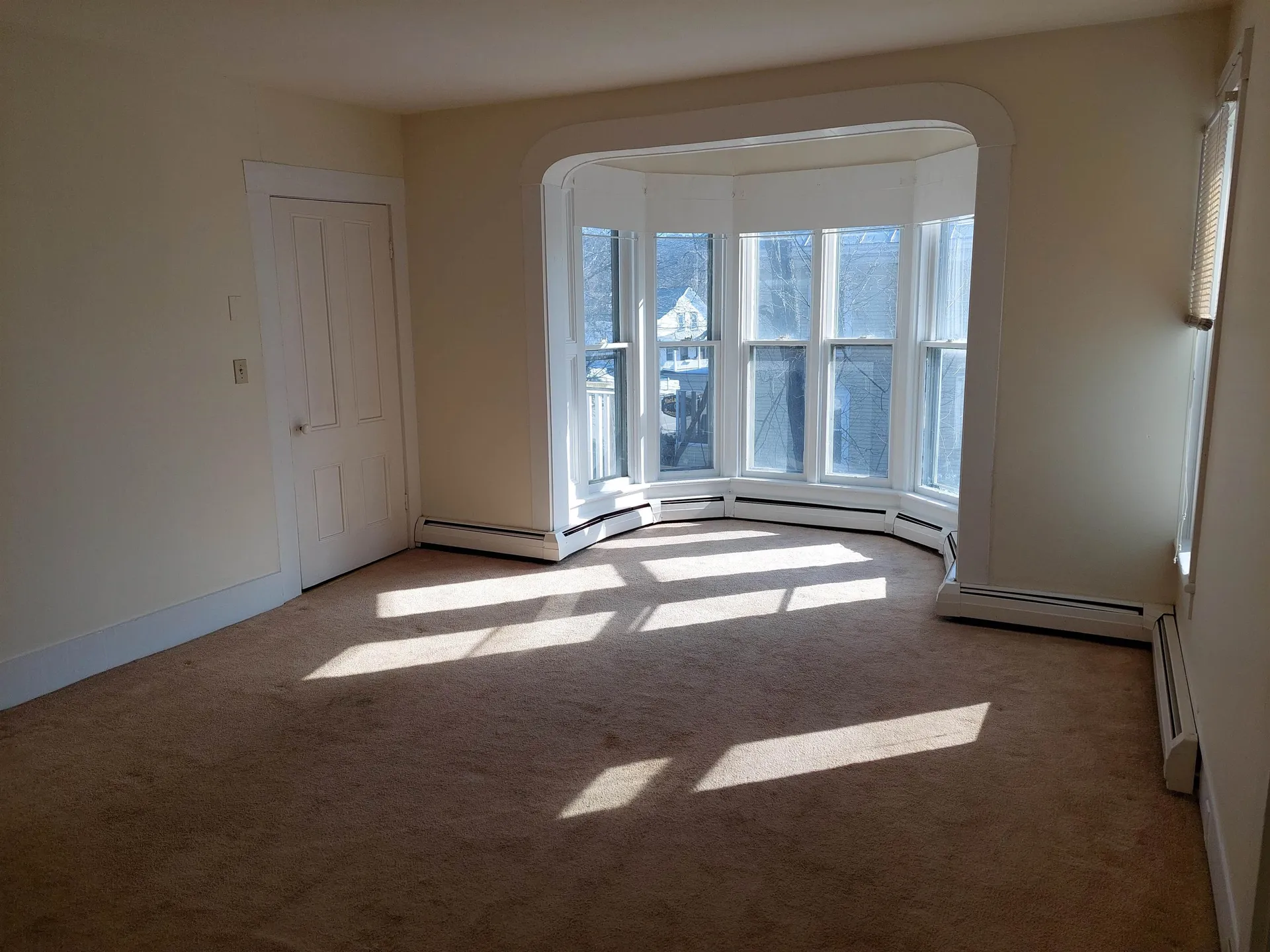 32 S. Main Street Chester VT 05143