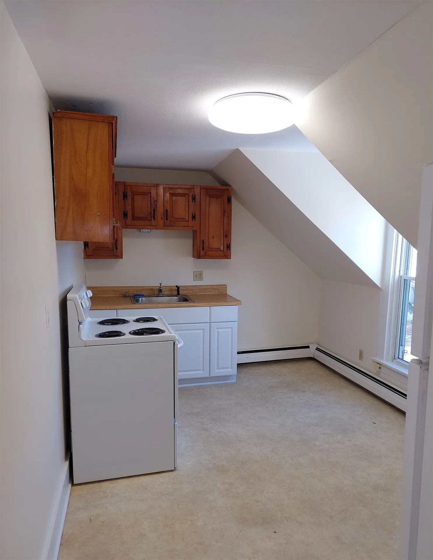 32 S. Main Street Chester VT 05143