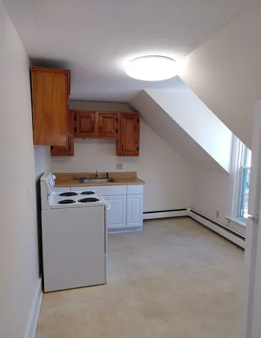 32 S. Main Street Chester VT 05143