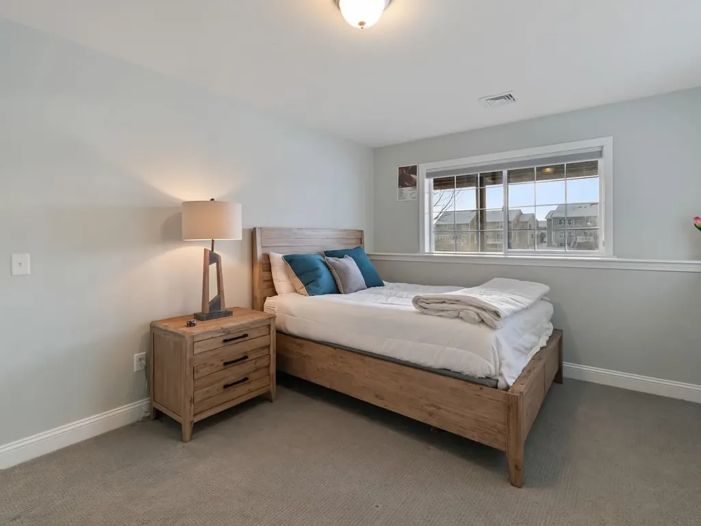 98 Sommerfield Avenue South Burlington VT 05403