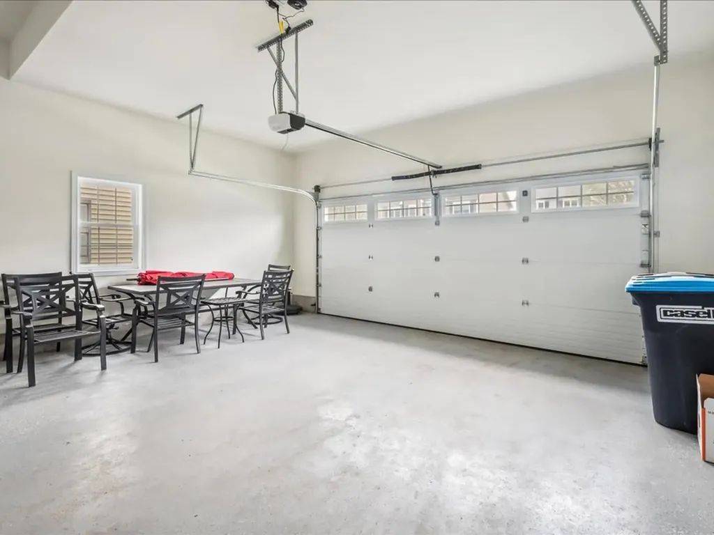 98 Sommerfield Avenue South Burlington VT 05403