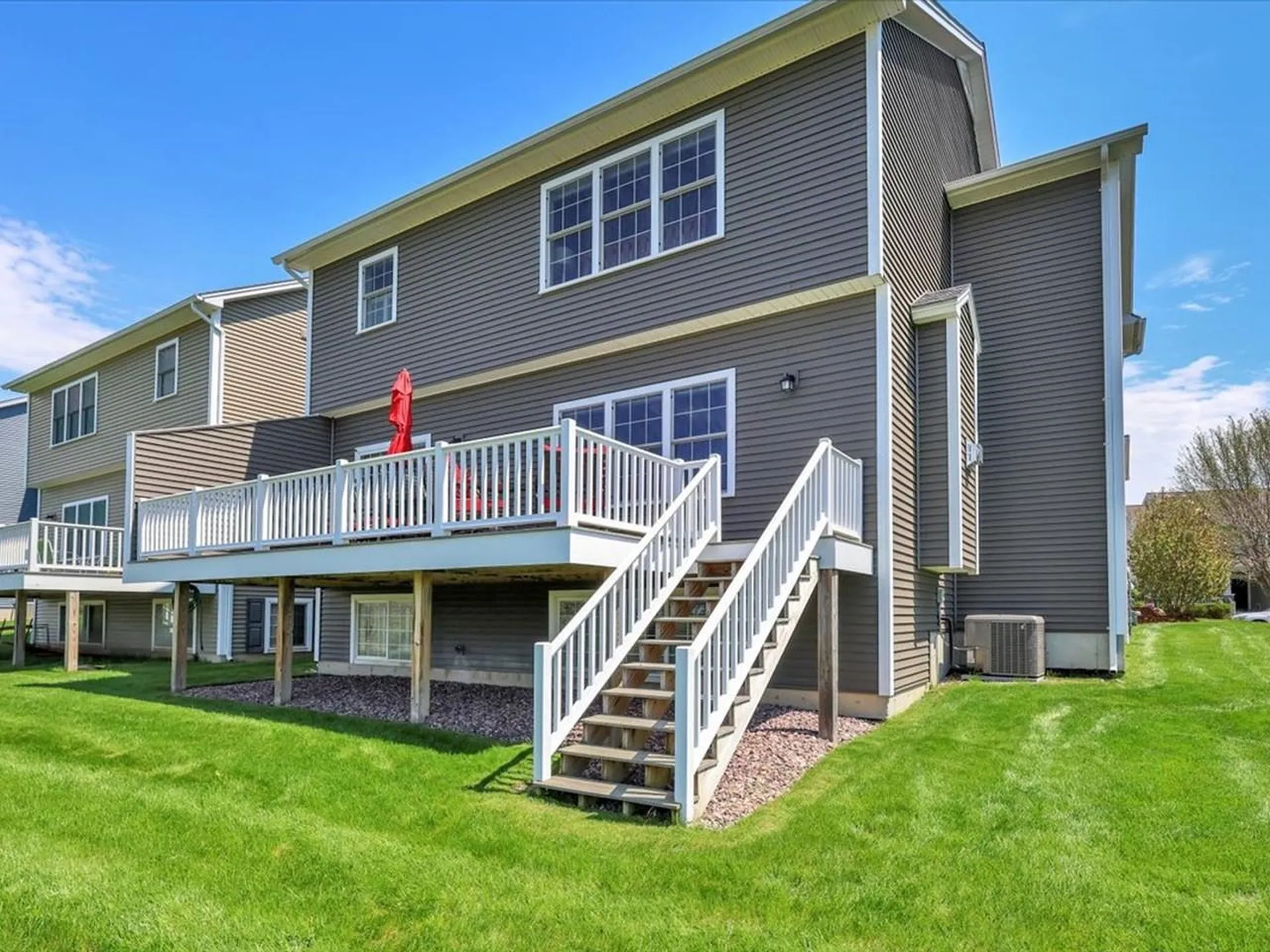 98 Sommerfield Avenue South Burlington VT 05403
