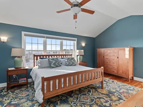 98 Sommerfield Avenue South Burlington VT 05403