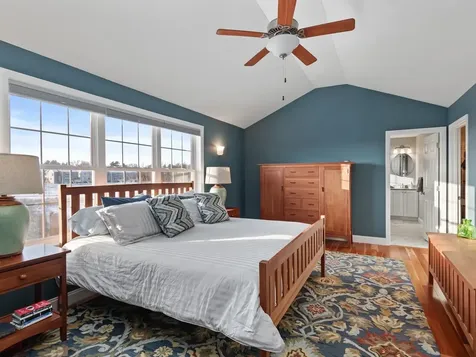 98 Sommerfield Avenue South Burlington VT 05403