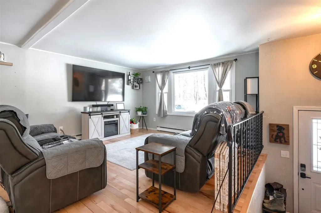 325 Pembroke Hill Road Pembroke NH 03275