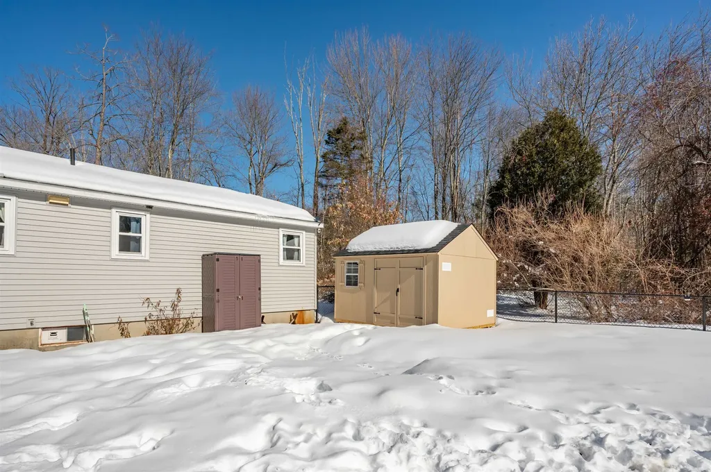 325 Pembroke Hill Road Pembroke NH 03275