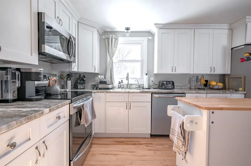 325 Pembroke Hill Road Pembroke NH 03275