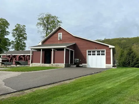 244 Amesbury Road Kensington NH 03833