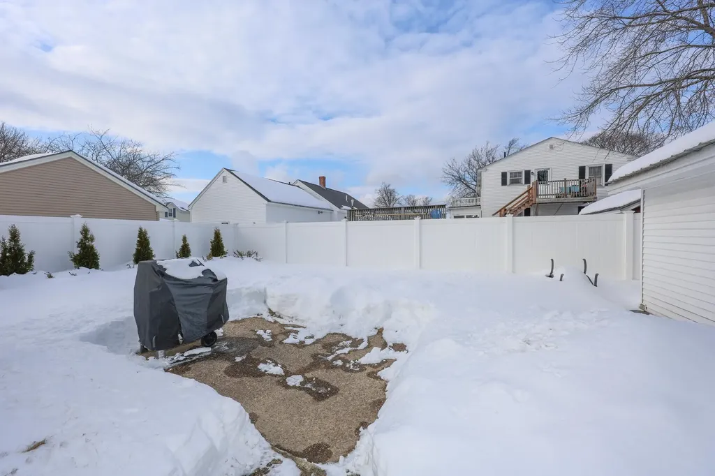 154 Manning Street Manchester NH 03103