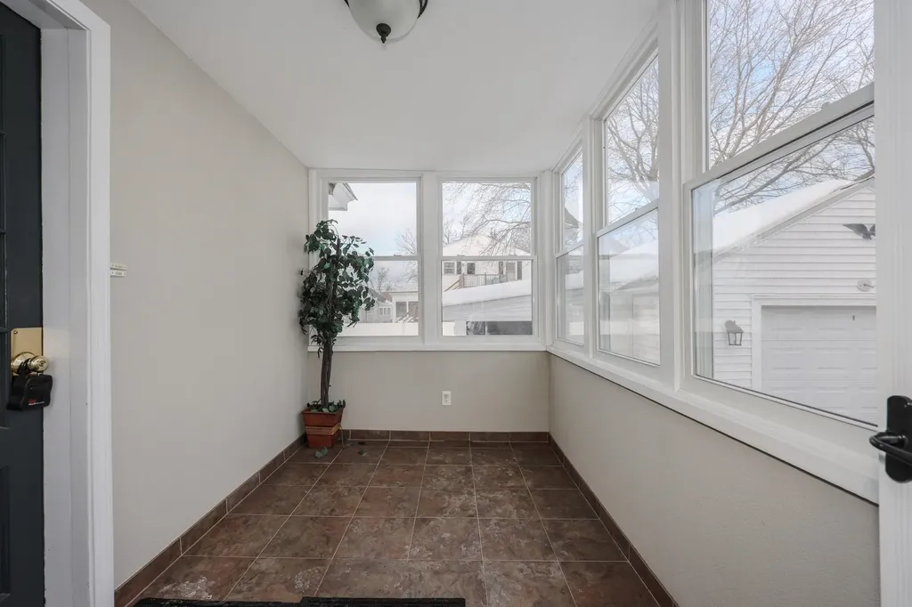 154 Manning Street Manchester NH 03103