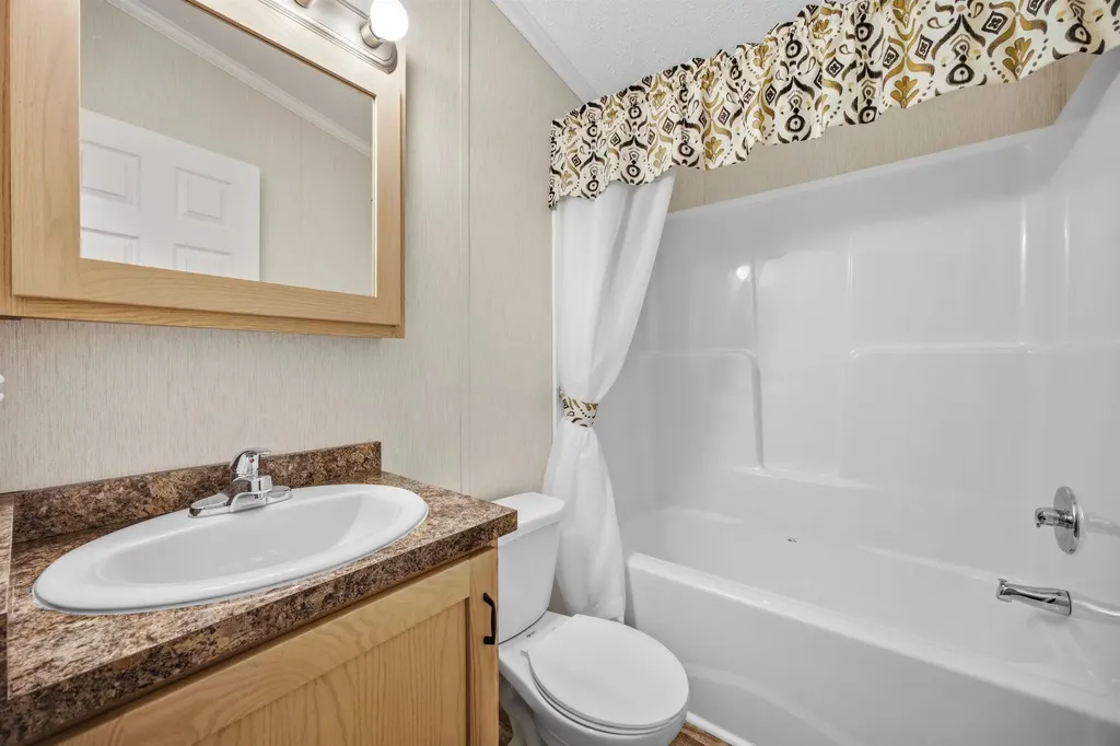 15 Sullivan Drive Allenstown NH 03275