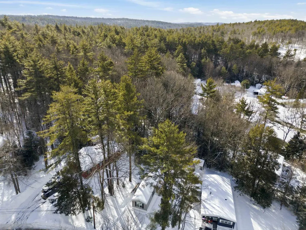 15 Sullivan Drive Allenstown NH 03275