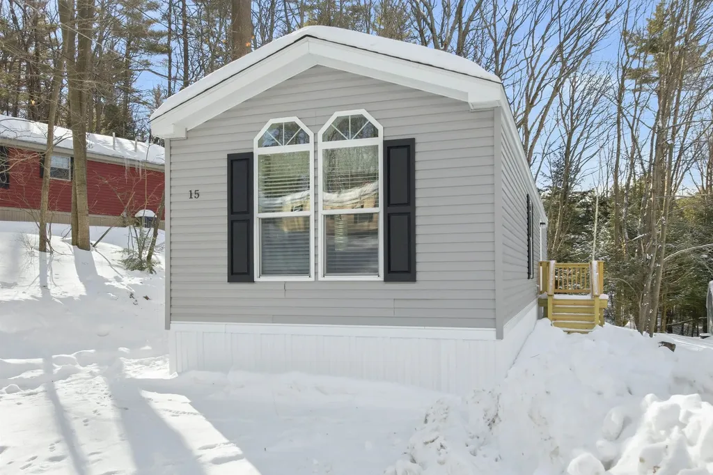 15 Sullivan Drive Allenstown NH 03275