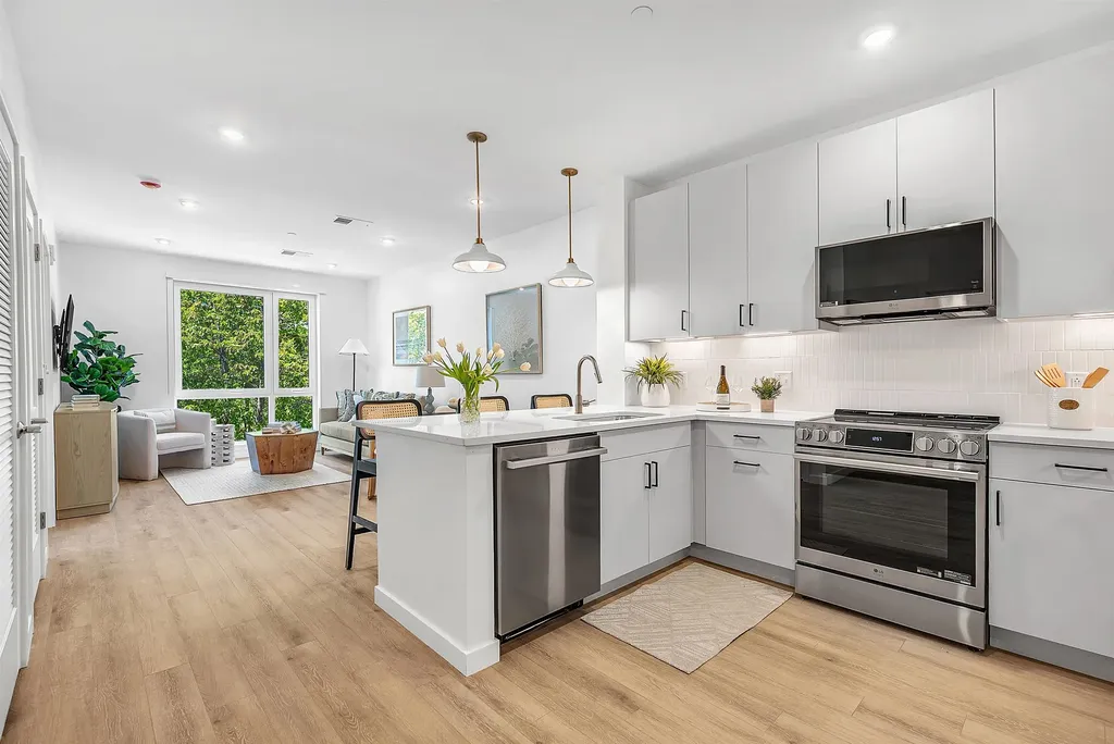 80 Constitution Avenue Portsmouth NH 03801