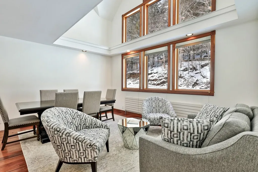 300 Route 121 Grafton VT 05146