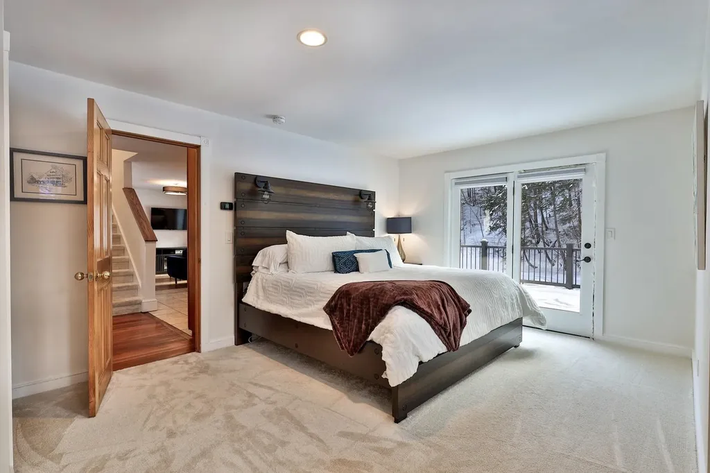 300 Route 121 Grafton VT 05146