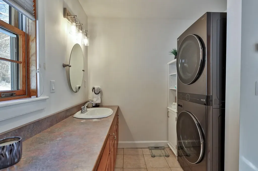 300 Route 121 Grafton VT 05146