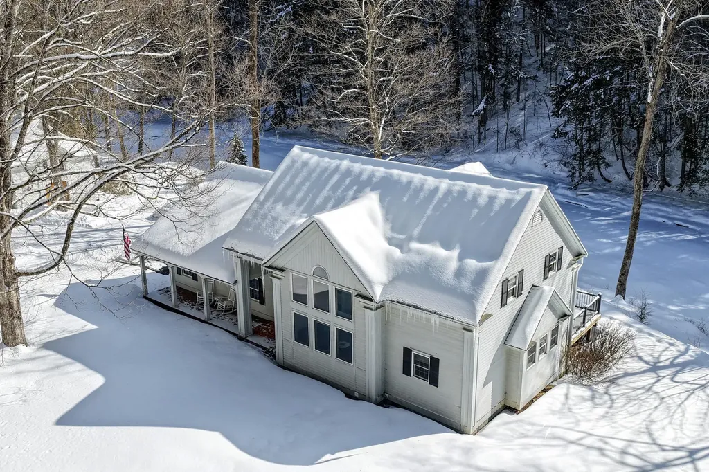 300 Route 121 Grafton VT 05146