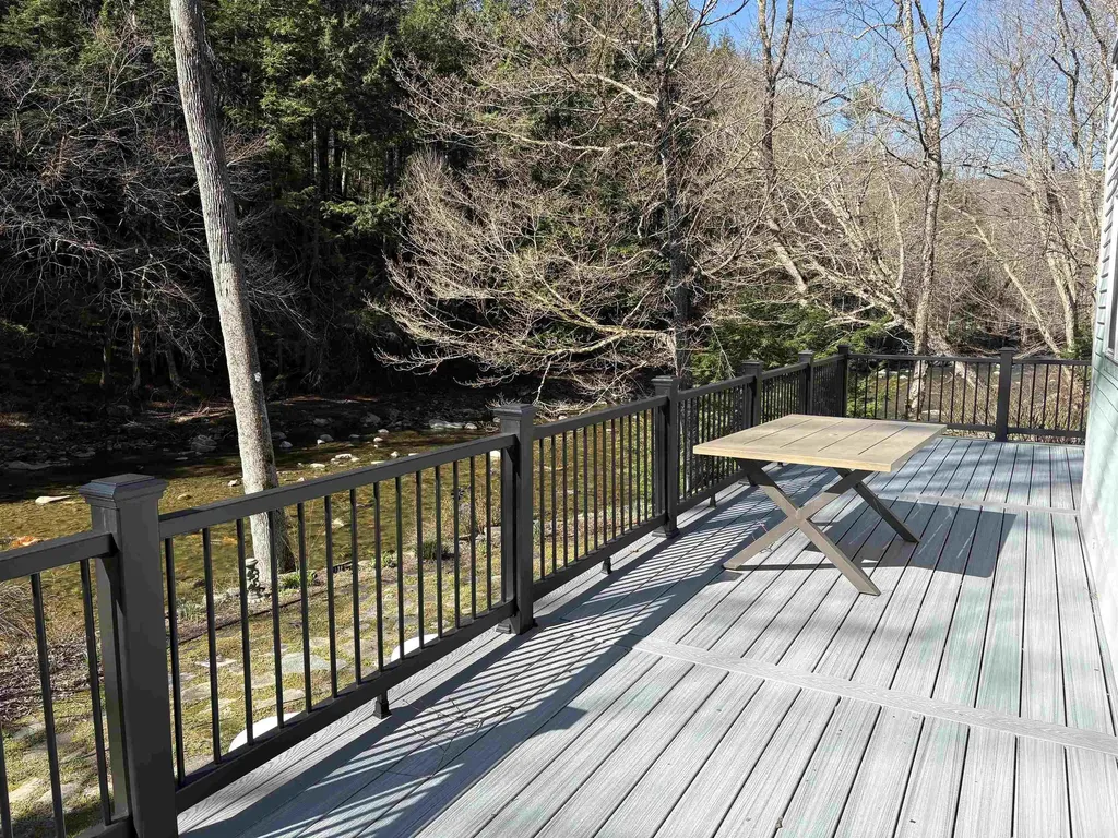 300 Route 121 Grafton VT 05146