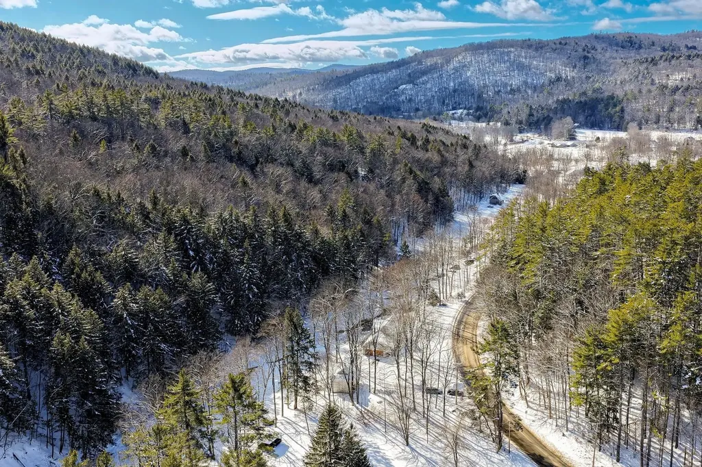 300 Route 121 Grafton VT 05146