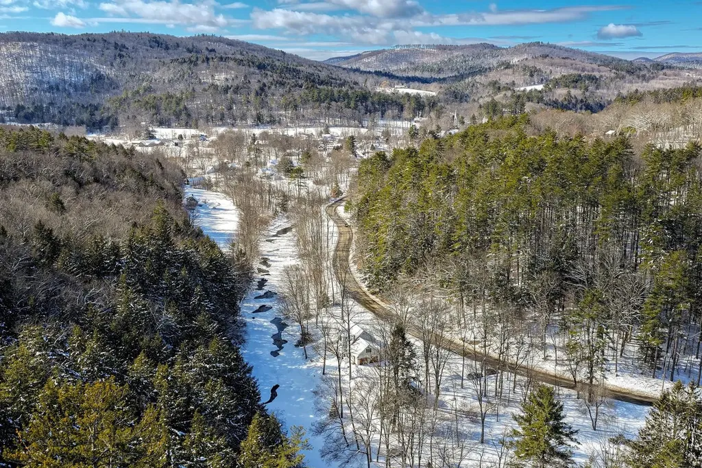 300 Route 121 Grafton VT 05146