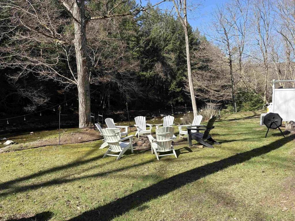 300 Route 121 Grafton VT 05146