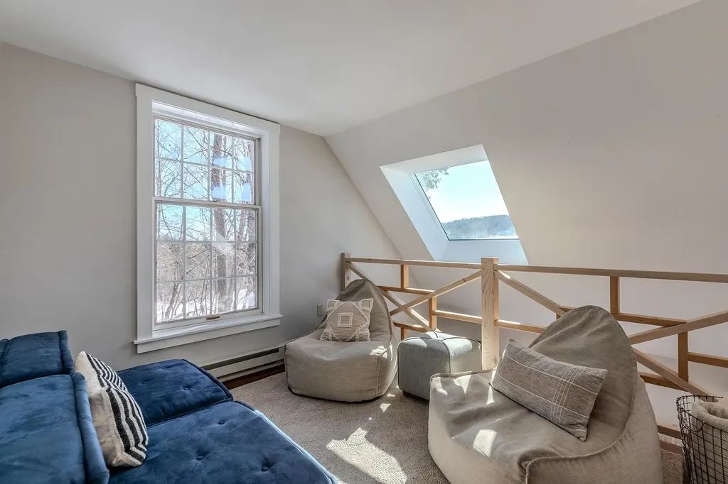 211 Abnaki Trace Hartford VT 05059