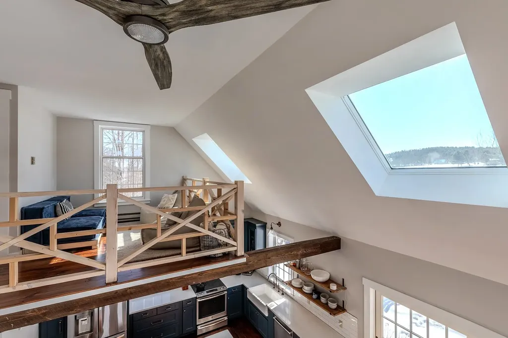 211 Abnaki Trace Hartford VT 05059