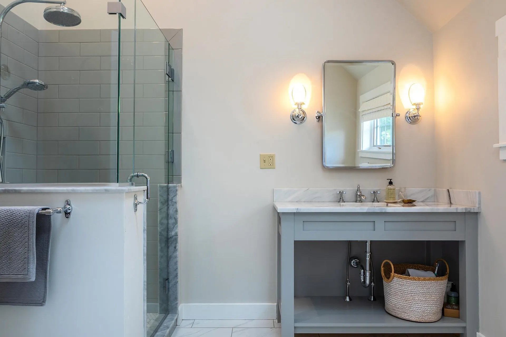 211 Abnaki Trace Hartford VT 05059