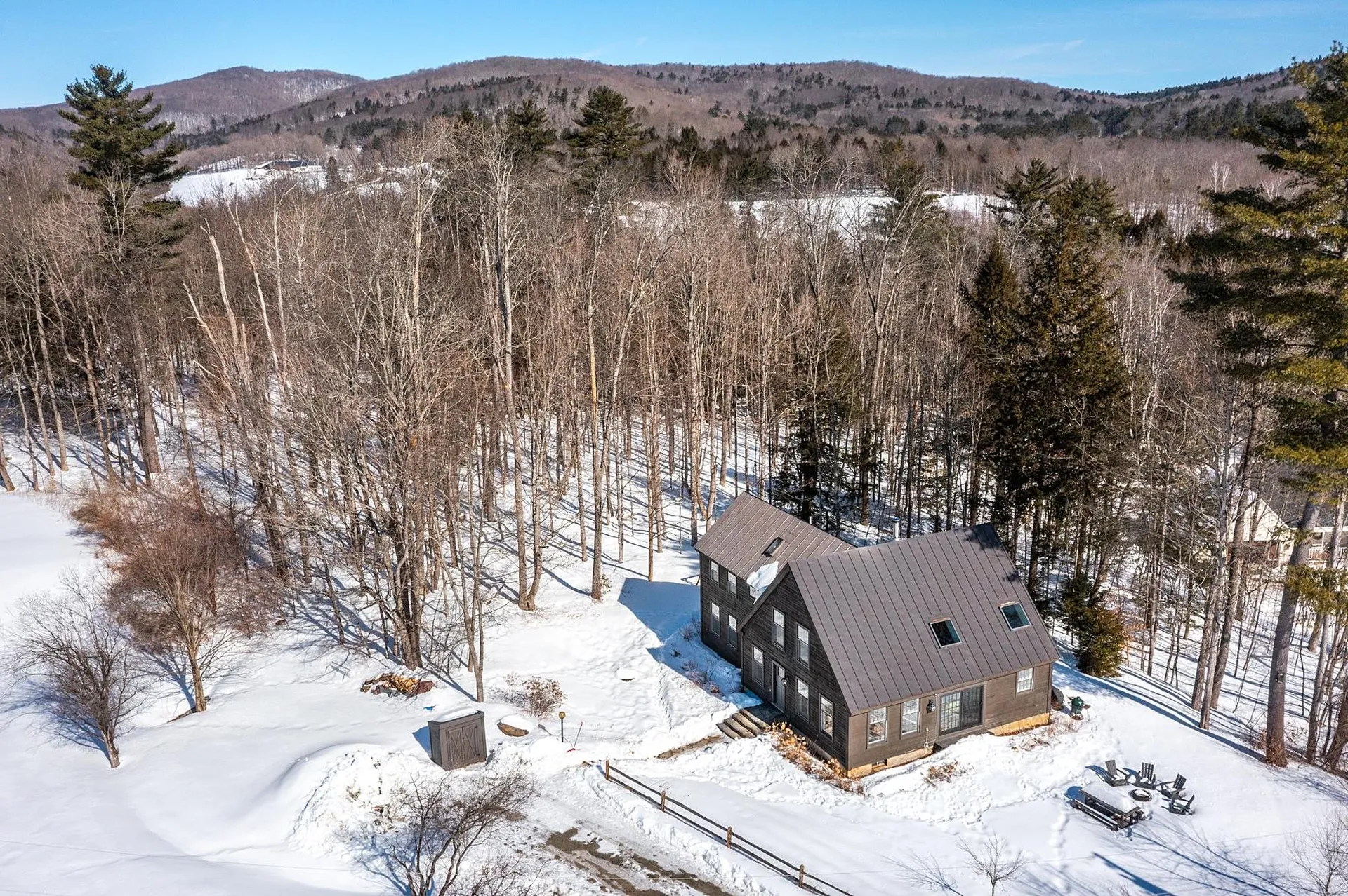 211 Abnaki Trace Hartford VT 05059