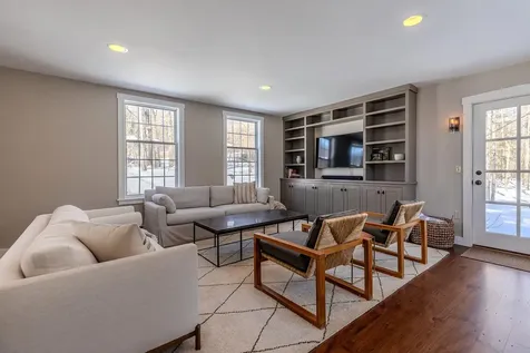 211 Abnaki Trace Hartford VT 05059