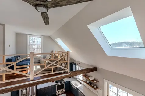 211 Abnaki Trace Hartford VT 05059