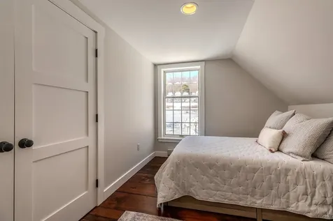 211 Abnaki Trace Hartford VT 05059