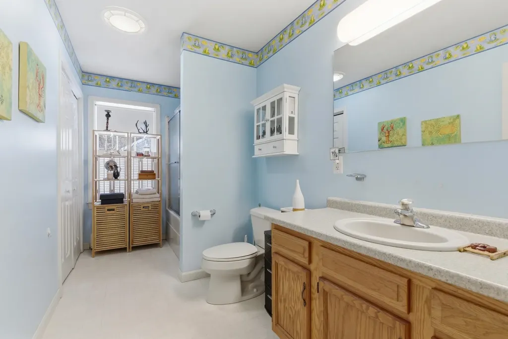 48 Huntington Drive Hillsborough NH 03244