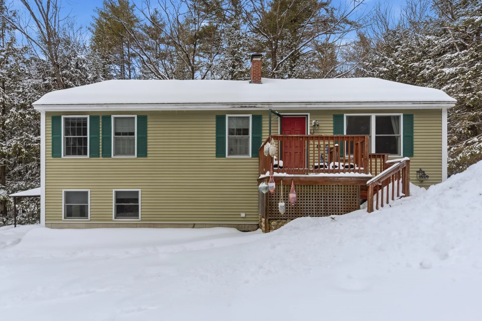 48 Huntington Drive Hillsborough NH 03244