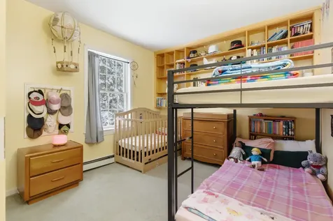 48 Huntington Drive Hillsborough NH 03244