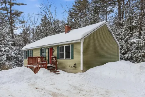 48 Huntington Drive Hillsborough NH 03244