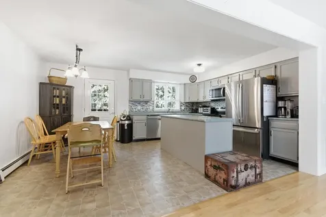 48 Huntington Drive Hillsborough NH 03244