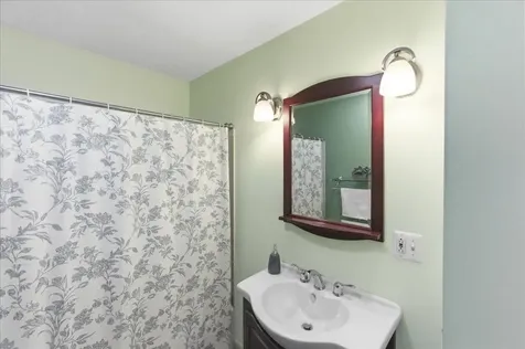 139 Gail Terrace Williston VT 05495