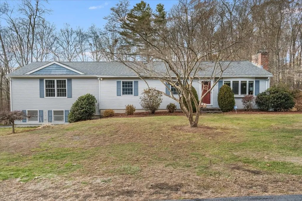 21 Berry Road Derry NH 03038