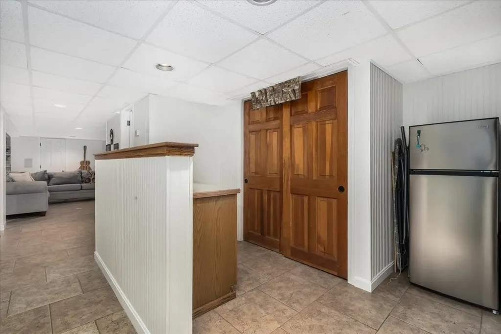 21 Berry Road Derry NH 03038