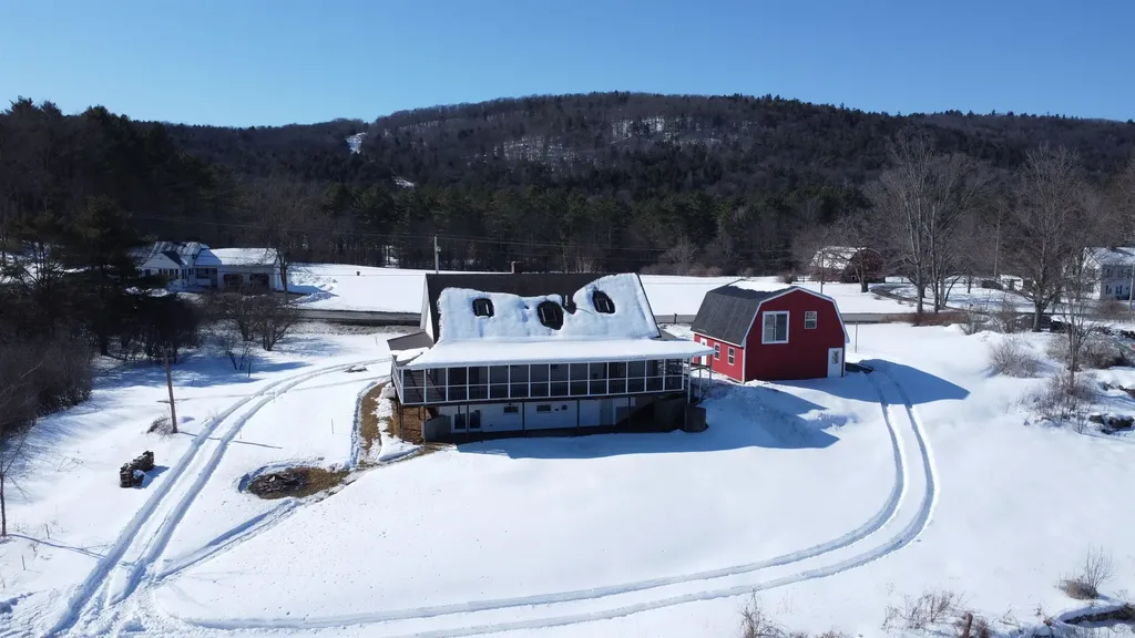 1631 Christian Street Hartford VT 05001