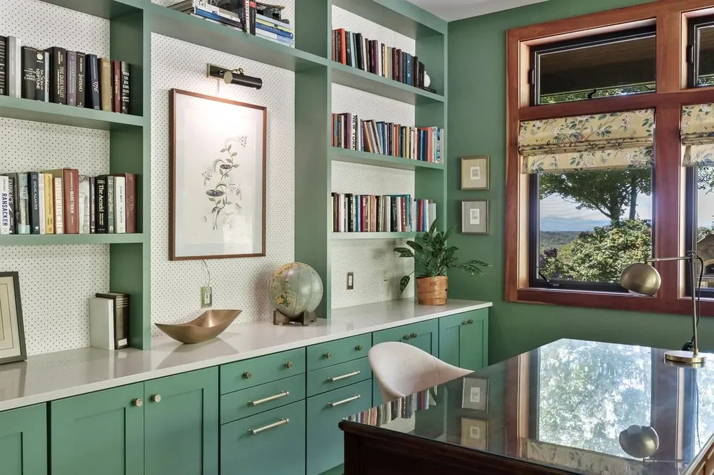 229 High Rock Road Hinesburg VT 05461