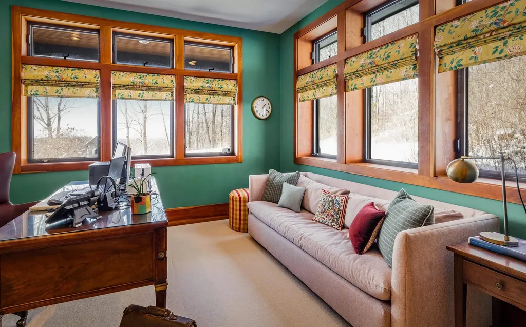 229 High Rock Road Hinesburg VT 05461