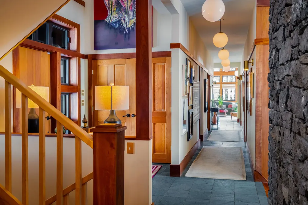 229 High Rock Road Hinesburg VT 05461