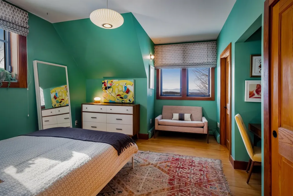 229 High Rock Road Hinesburg VT 05461