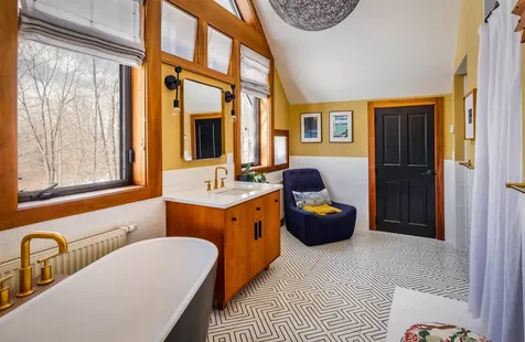 229 High Rock Road Hinesburg VT 05461